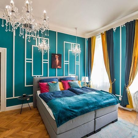 Glamour Frida Apartment Praha Bagian luar foto